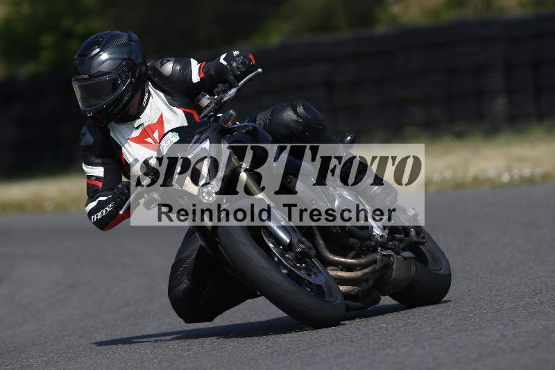 /Archiv-2023/28 05.06.2023 Moto Club Anneau du Rhin/vert-medium/31-1